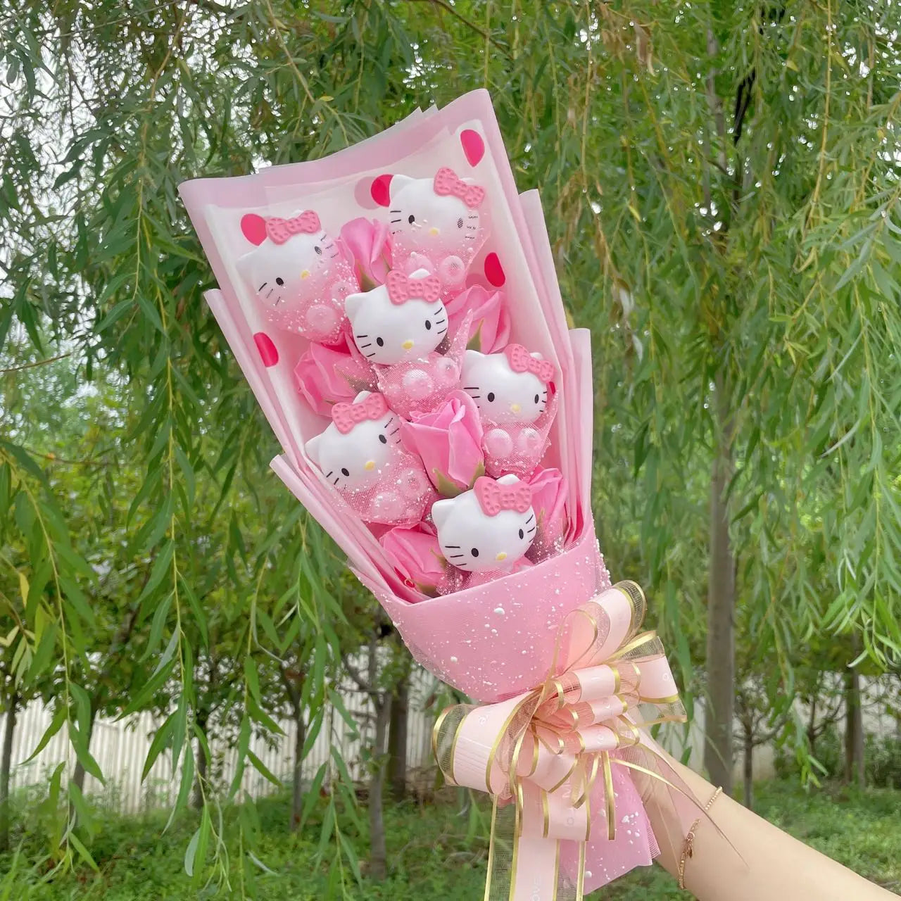 Valentine's Day/ Christmas/ Graduation/ Birthday Gifts
Hello kitty Plush Doll Toy Stuffed Animals Creative Bouquet !!