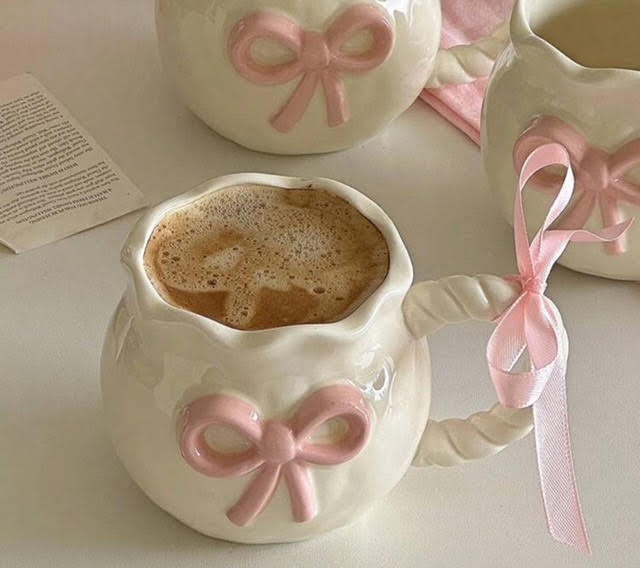 1 Pcs Creative 3D Embossed Hand -Painted Bow Design Ceramic Coffee Mug with Ribbon !