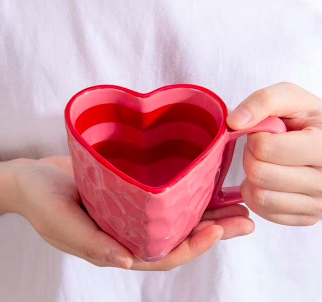 Heart Shaped Design Ceramic Mug ! For Valentine's Day Gift !